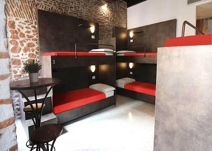 Albergue New Generation Center *